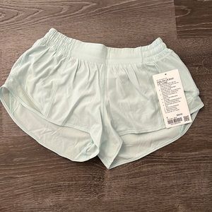 lululemon hotty hot lr short 2.5 lined